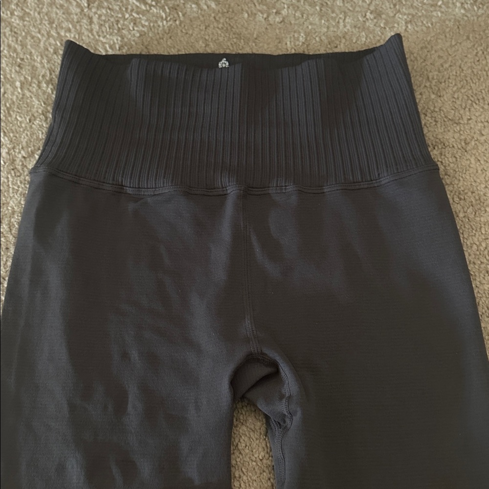 NWOT Free people Good karma 7/8 Gray Leggings